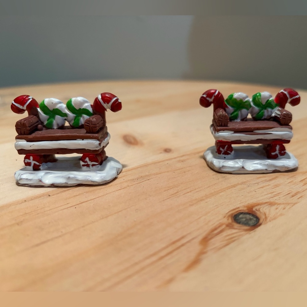 Lemax Peppermint Cookie Bench